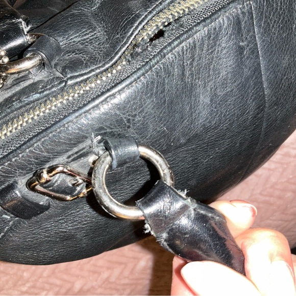 Coach - Picture 7 of 15